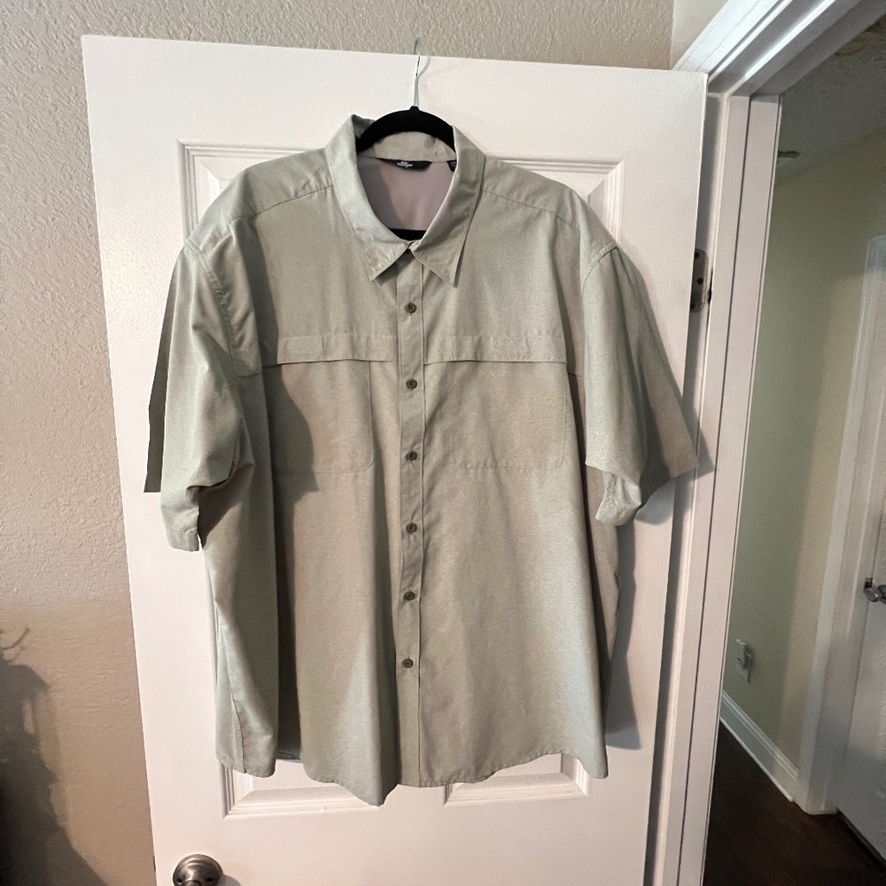 Wrangler Men’s Button Up Short Sleeve Shirt